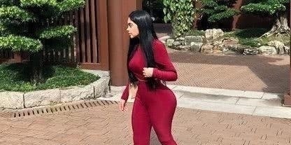 女生|130斤微胖女生,健身塑造妖娆曲线,凭借挺翘臀部走红网络