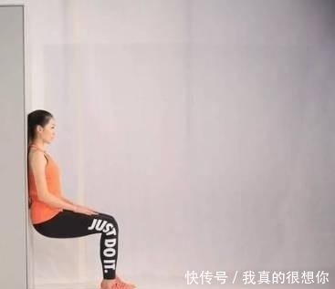 俯卧撑|如何延缓衰老？一组动作可以一试，每天坚持有效果