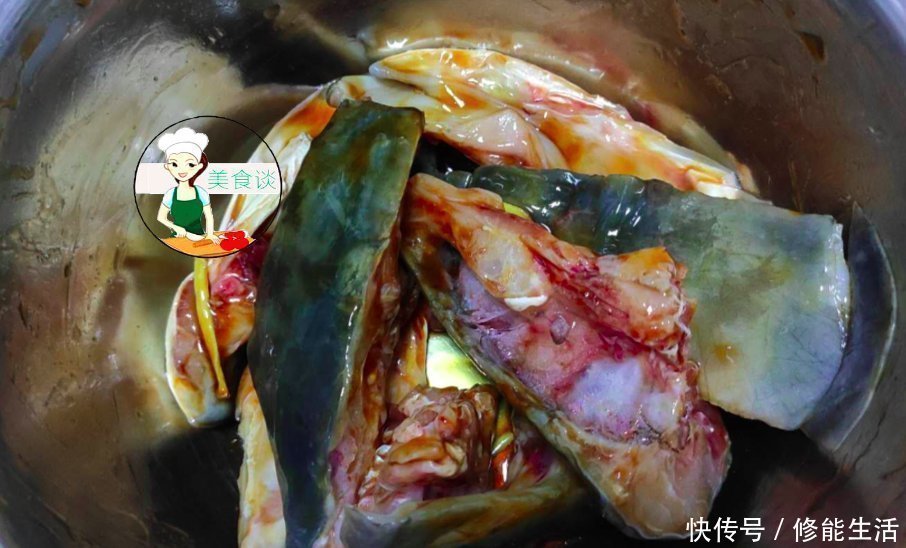 丝瓜|热天最馋此蒸菜，蒸一蒸8分钟上桌，鲜到流口水，营养好吃不上火