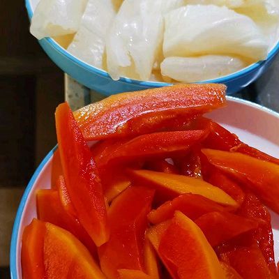 枸杞子|花胶木瓜椰子鸡