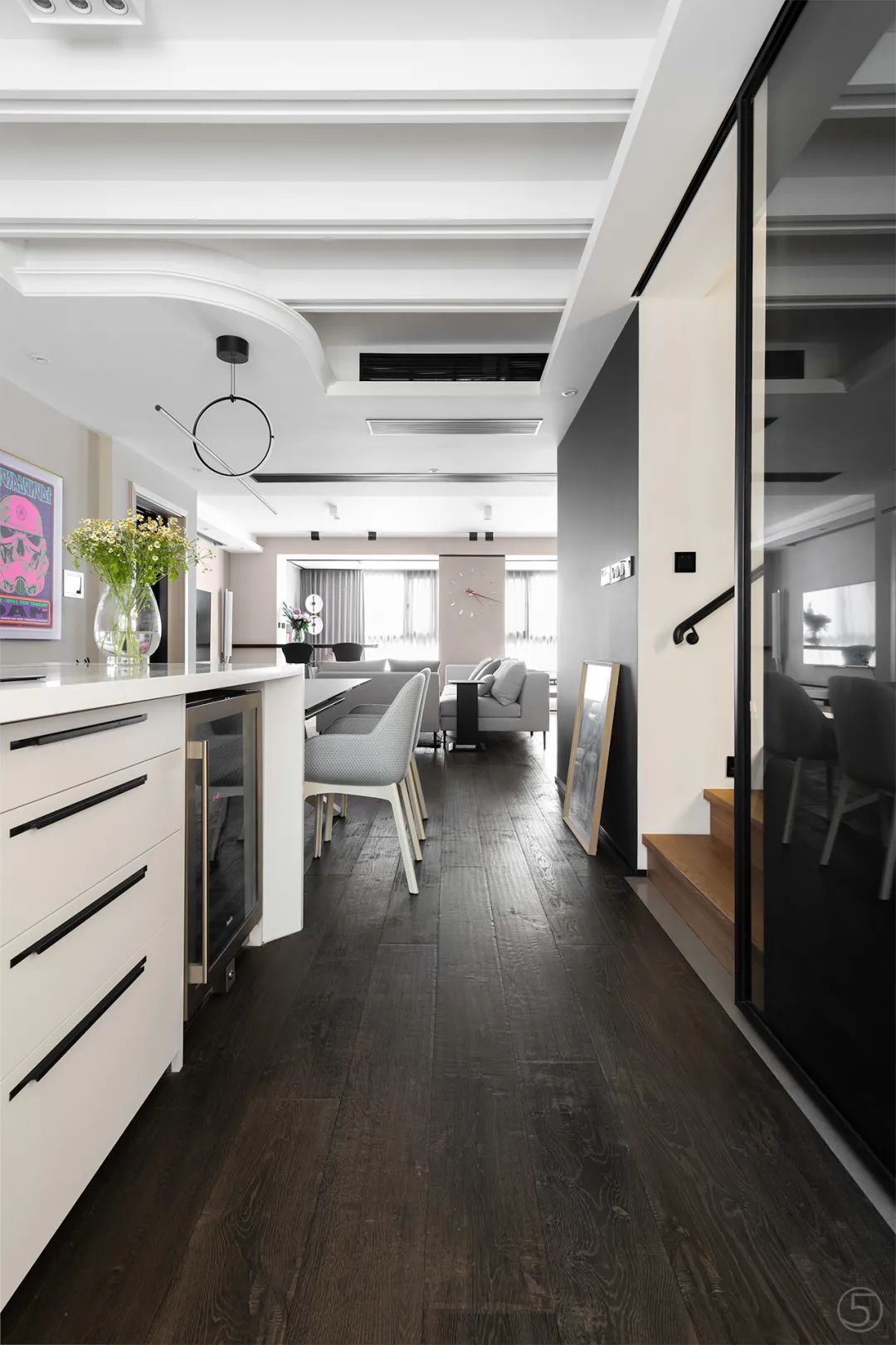 朴素|280㎡现代简约,简单朴素的空间,精致文艺的装饰,满屋轻松惬意