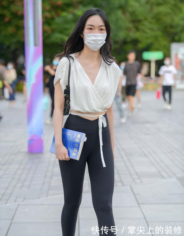 紧身 舒心自然的打底裤美丽更有气质，展现强大气场！