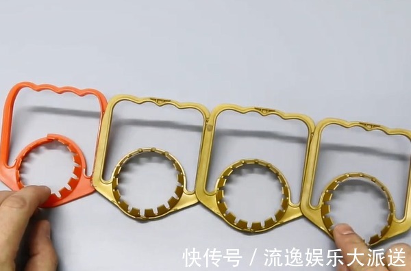 把4个油桶提手粘贴一起,放在厨房有大用处,全家人都抢着用!