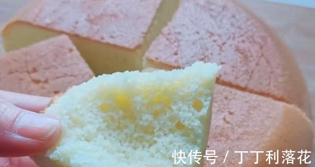 电饭煲|原来做电饭锅蛋糕这么简单,不用打发蛋清,简单易学,看完你也会!