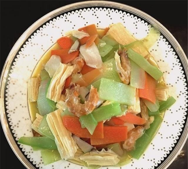 莴苣|你是吃莴苣根还是莴苣叶莴苣全利用做出美味,一起学习吧