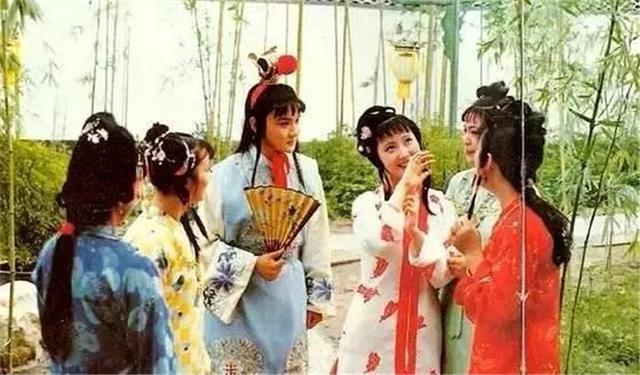 红楼@红楼梦为何黛玉总是病恹恹的原来她有一个坏习惯,现代人也有