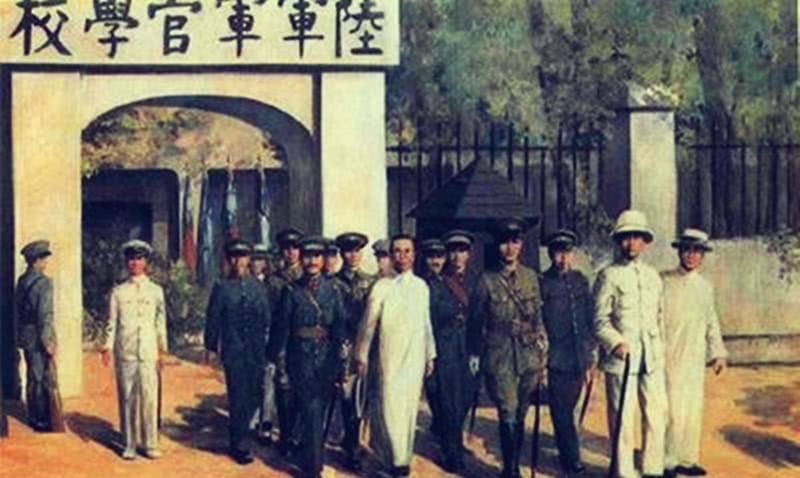 例子|他因个子矮被黄埔拒收,举了3个例子,考官哑口无言,后来成名将