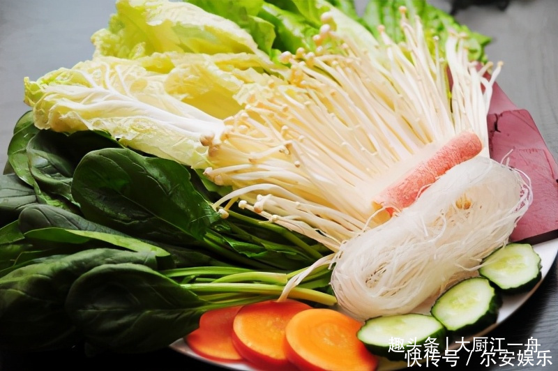 超市卖的火锅丸子是用什么做的到底能不能吃看完后,涨知识了