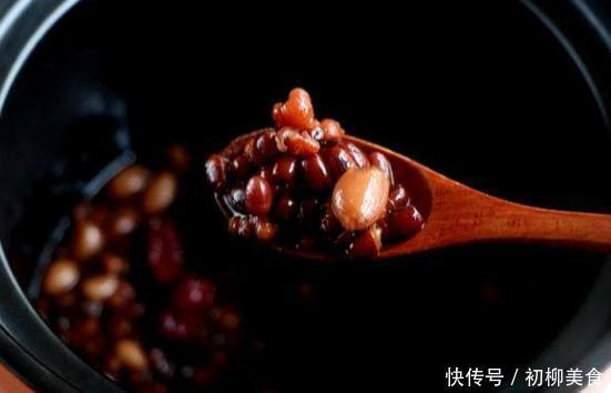 女生脸上总是没气色,用这4个食材做一碗糖水,真是美容又养颜