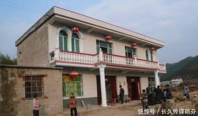 农村|子女户口迁出农村，父母留下的农村土地和宅基地，还能继承吗？