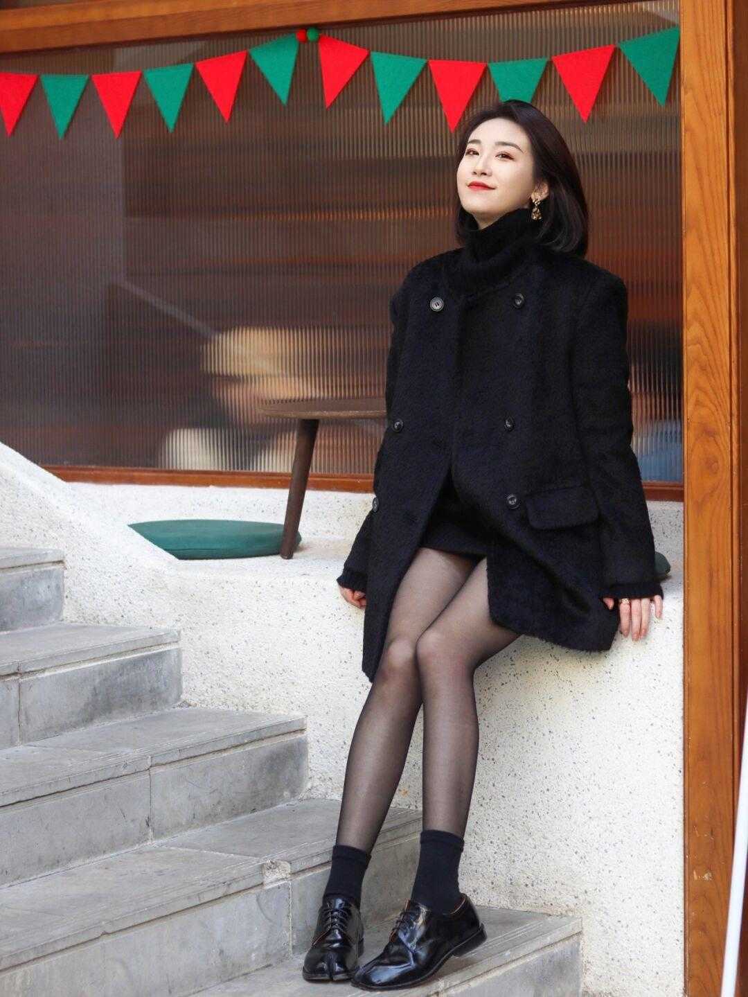 深冬|深冬穿黑色大衣才是最正确的选择,低调简约又有格调,安全感满满