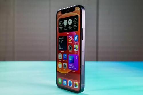 华为|幸福悄悄来临，iPhone 12 mini首次降至“华为价”，很惊喜