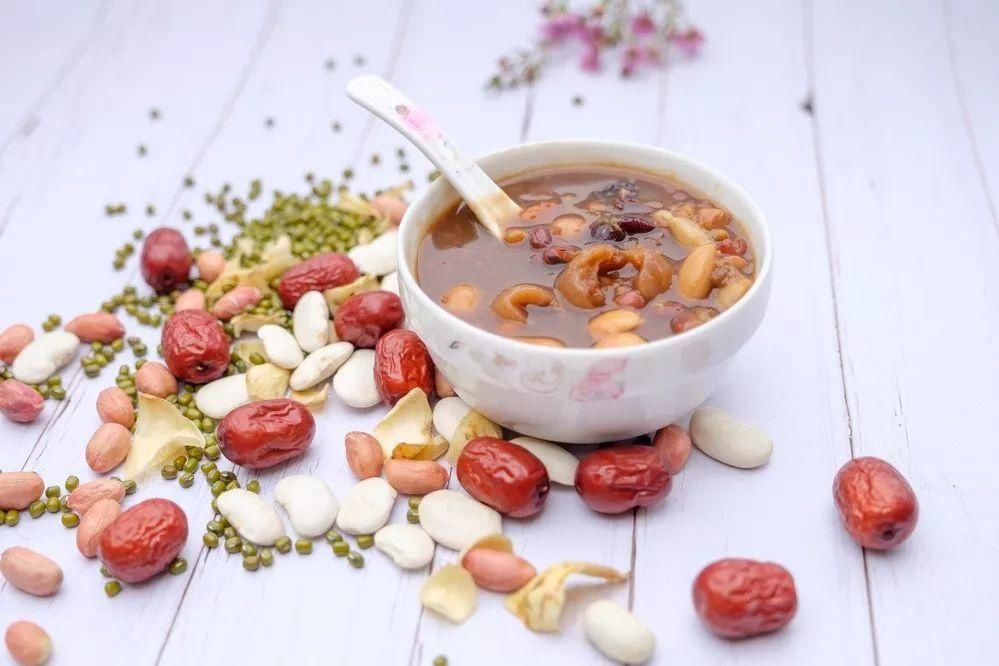 发霉|花生堪称长寿果，但这么吃秒变“催命果”！最养生的吃法是……