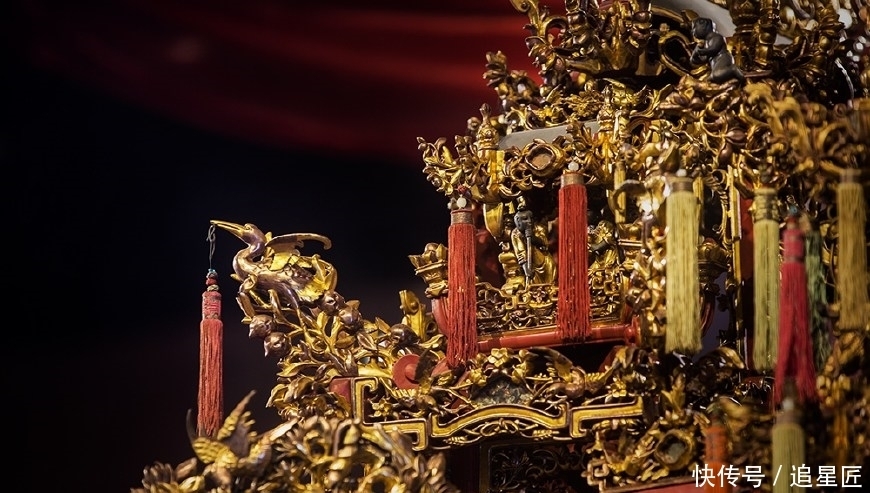 一顶不过上百年的花轿,何以能跻身央视《国家宝藏》