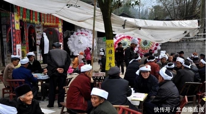 墓地|“千人挣钱,不如一人睡觉”,难道睡觉也赚钱?别理解错了