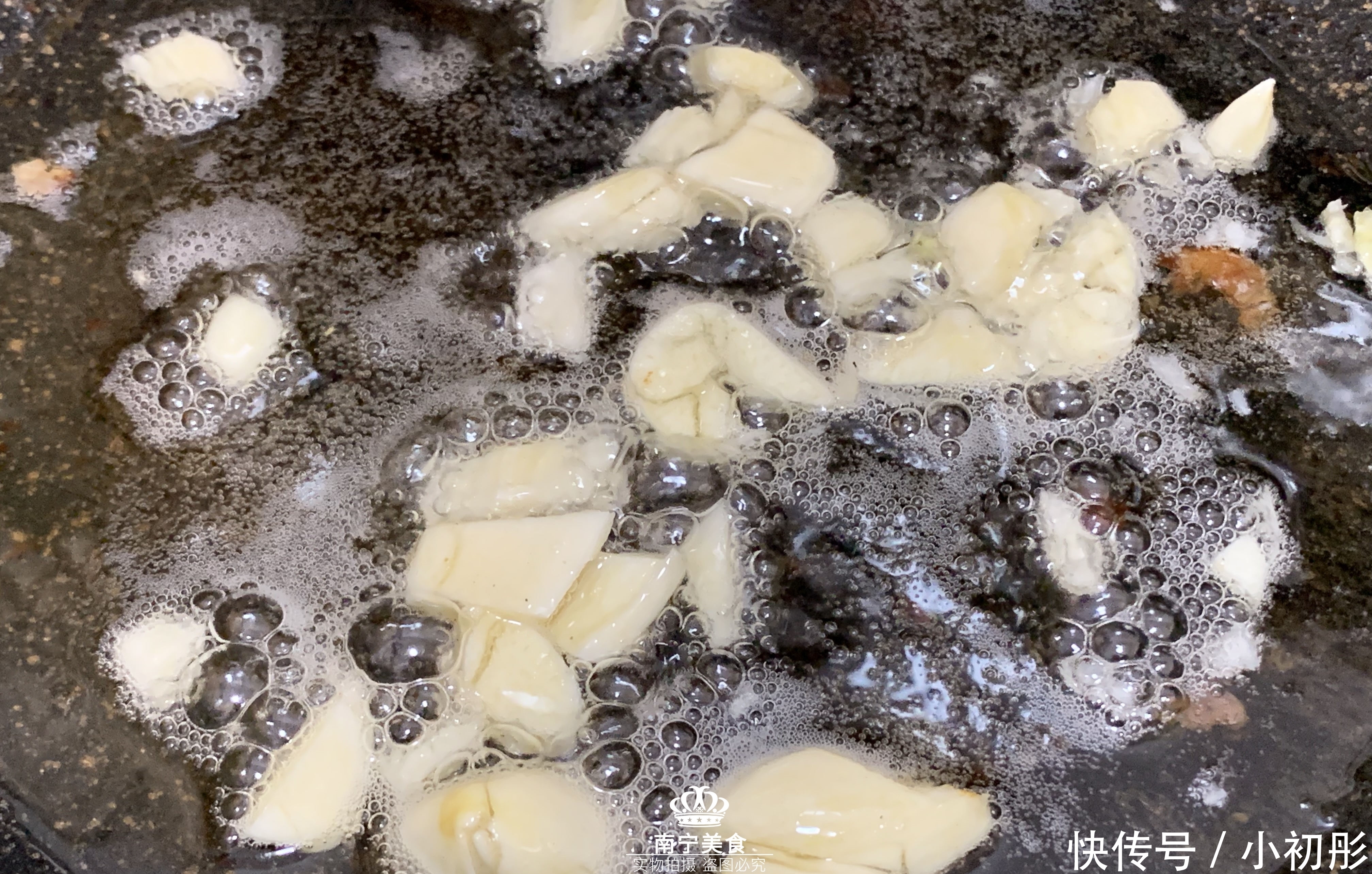 这菜被誉为“蔬菜中的肉类”,营养高口感好,3块钱炒出一大盘