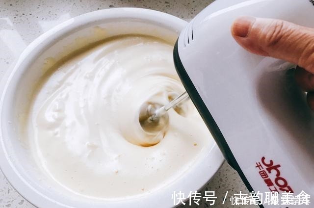 无水无油老式蛋糕,蛋清蛋黄不分离,在家就能做简单几步,零失败