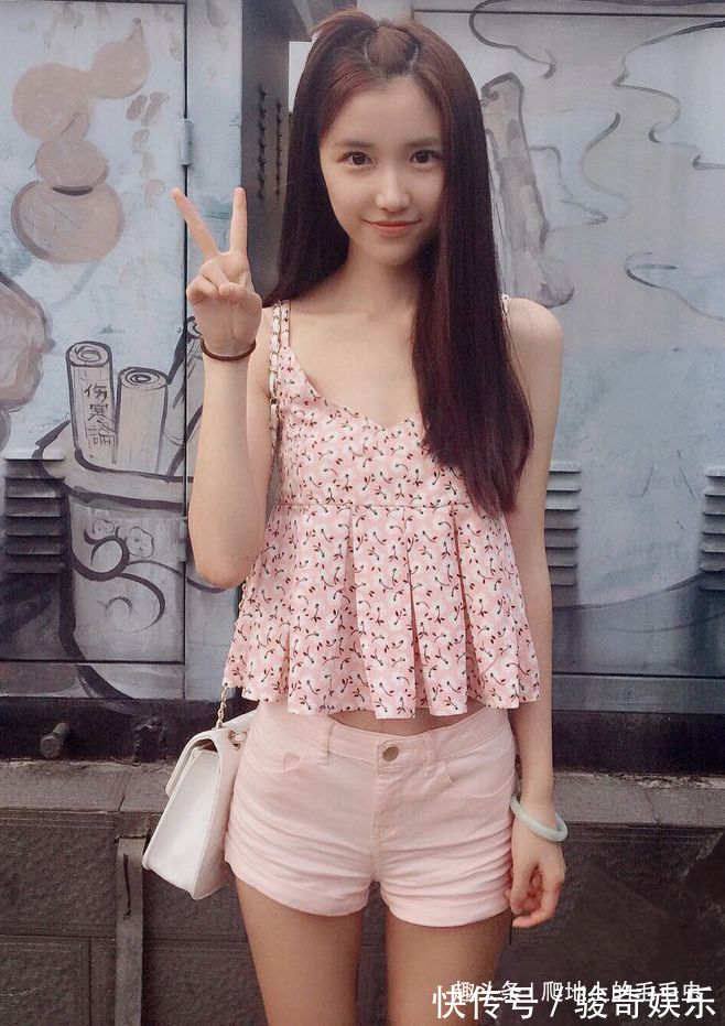 搭配 牛仔裤的搭配甜美显瘦,穿出时尚女神范儿