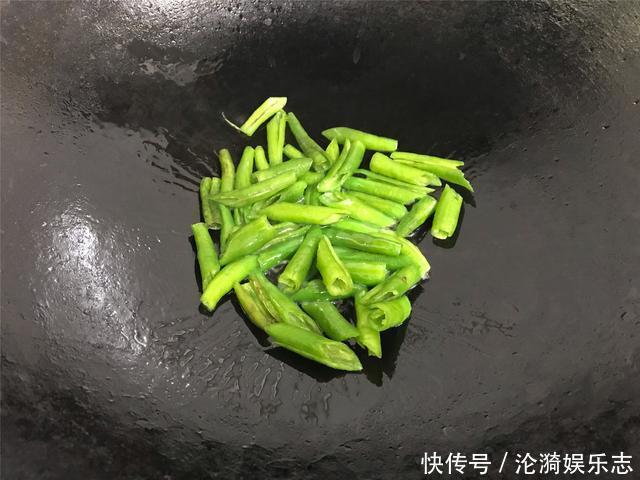 记住|炒牛肉时别直接下锅,记住3个小技巧,牛肉软嫩不塞牙,入味好吃