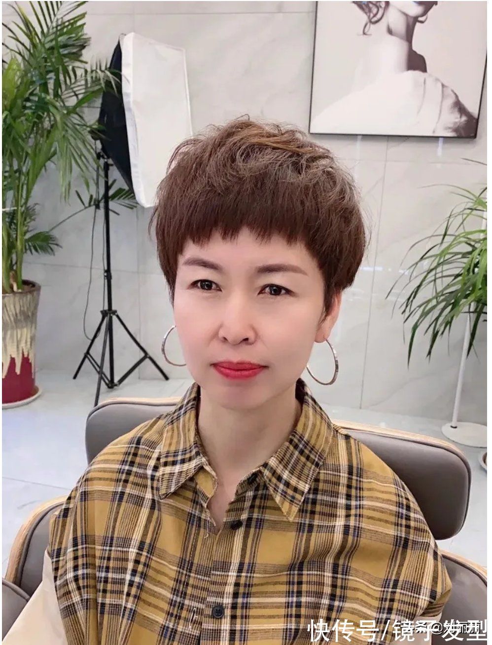 盖盖头 女人都该试试这4种发型，效果真的不一样，它能让你颜值翻翻