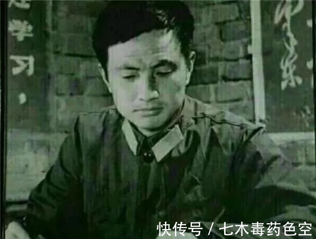 省长|那个为任正非生下孟晚舟,省长的女儿孟军,离婚后生活过得如何?