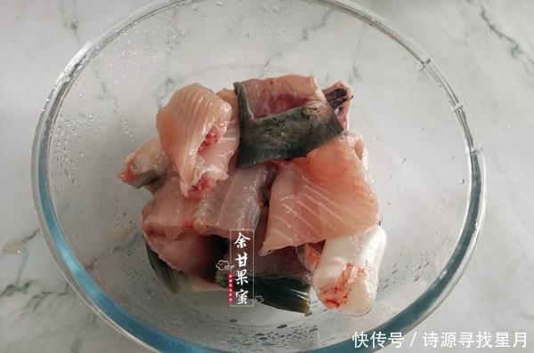 下饭|牛羊肉太贵，这食材每斤8元，烧一烧连锅上桌，汤鲜肉嫩也下饭