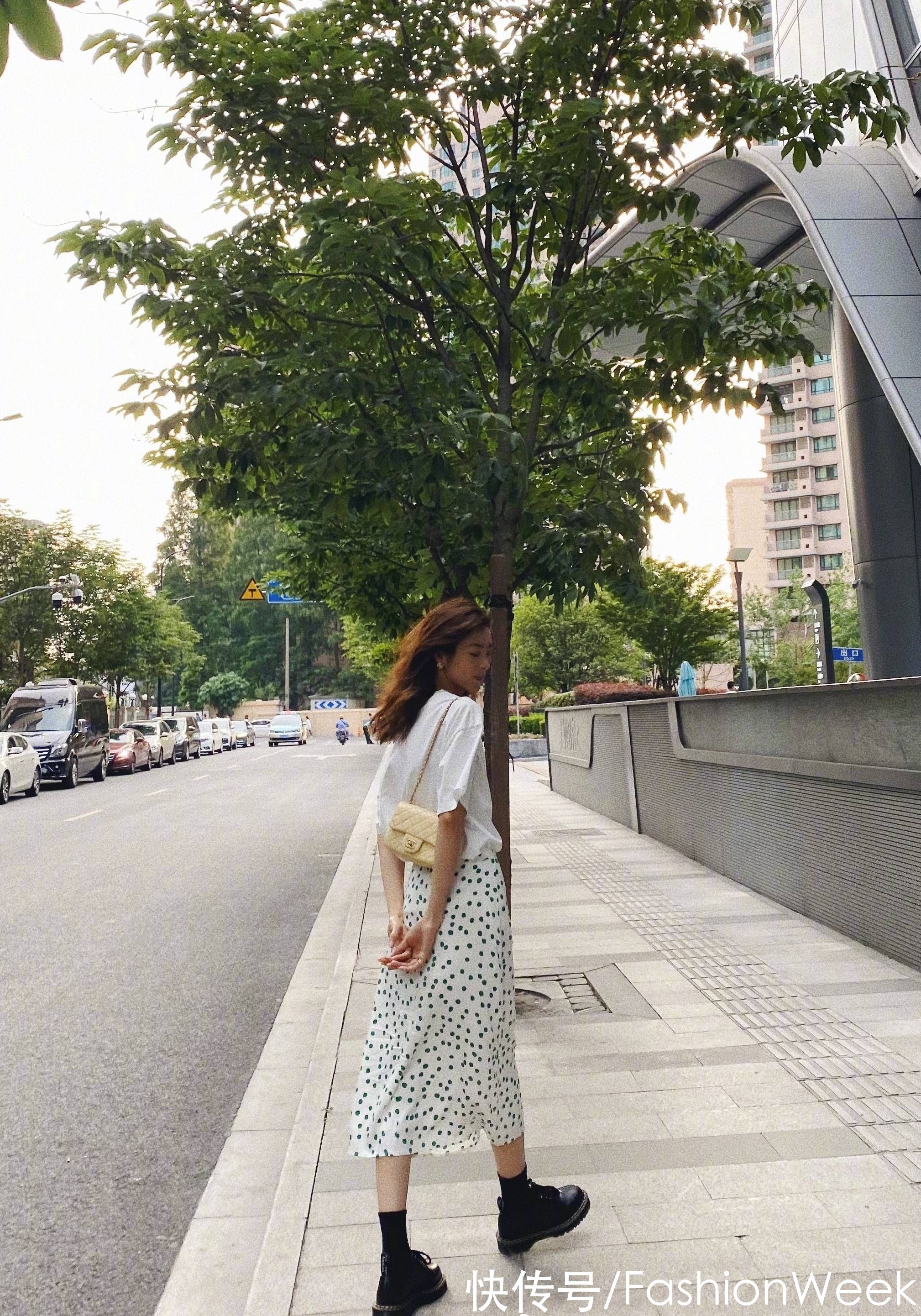 穿搭|今夏「Celine女孩」风穿搭实红