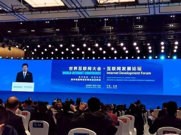 时代|5G套餐跌至百元,5G手机进入千元时代,现在买4G手机亏不亏?