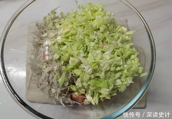 面食|分享一道面食早餐,简单易做,皮薄馅多鲜美好味道,一碟管饱