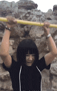 |搞笑GIF趣图:劈叉我见多了,但是这样的真没见过