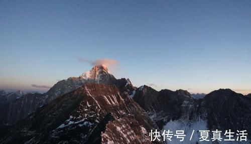 川藏北线|绝美四姑娘山，开启你的川地第一座雪山之旅