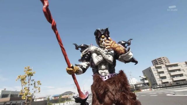 亡命徒|假面骑士Revice:涡虫亡命徒及其二阶进化体简介,这个再生能力很强