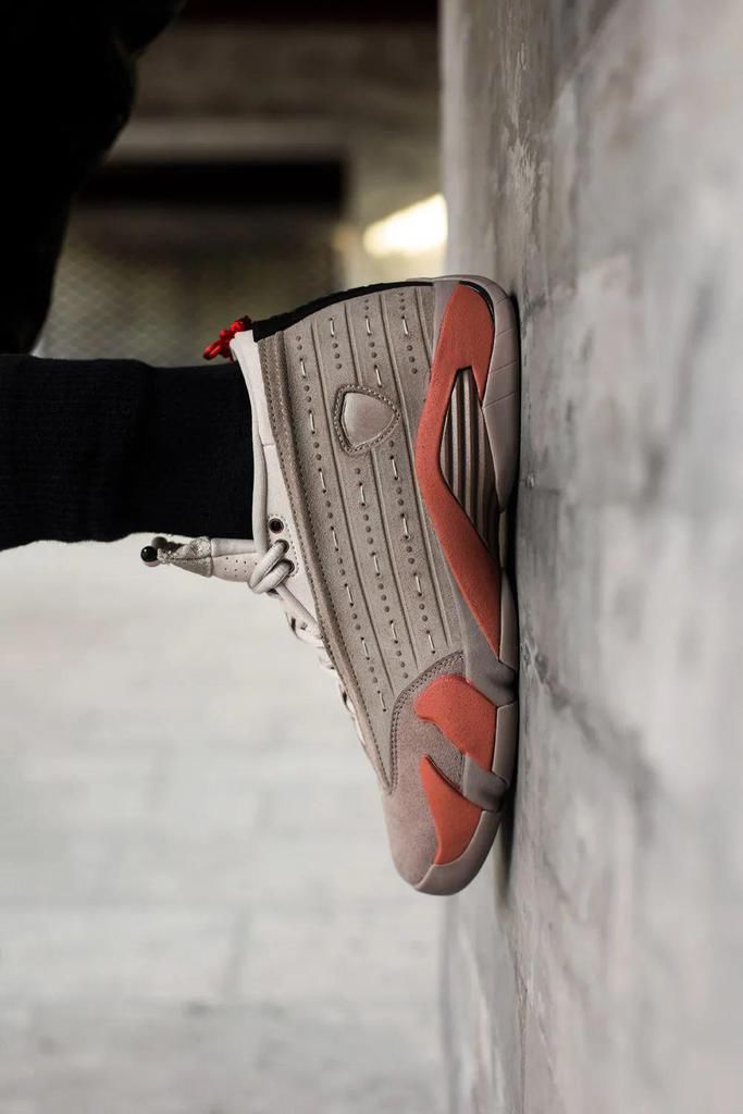 永远滴神！兵马俑 AJ 套装上脚太帅了！冠希刚晒出隐藏玩法！