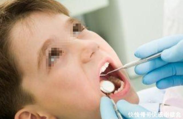 小米|3岁孩子满口蛀牙,妈妈却毫不在意说等换牙就好,医生怒斥无知
