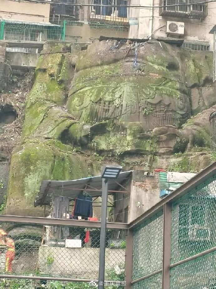  重庆|重庆无头大佛石刻身份确定：依造像风格，应为南宋遗物