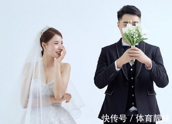女神|又一女排女神宣布婚讯！公开晒婚纱照秀恩爱，未婚夫笑容超治愈