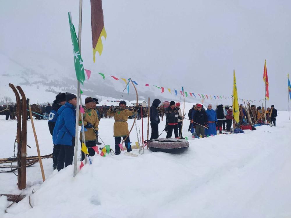 『打卡阿勒泰』“射箭”、“赛马”、“摔跤”，禾木的春节有不一样的年味儿