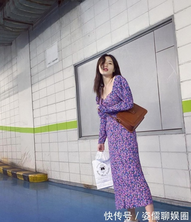 颜色|告别黑白色搭配,夏日撞色穿搭攻略,新潮又时髦,赚足回头率