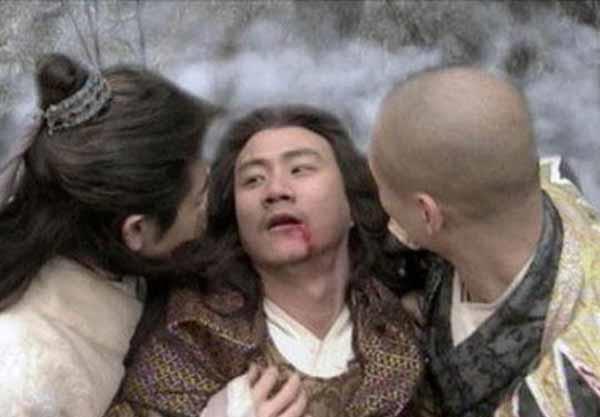 萧峰跳崖,虚竹、段誉为什么不去找他的尸体进行安葬?