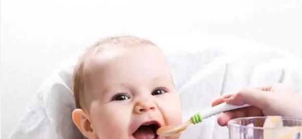 强健|3件事件件像“石头”,压垮娃脾胃,教你1招,强健脾胃清积食