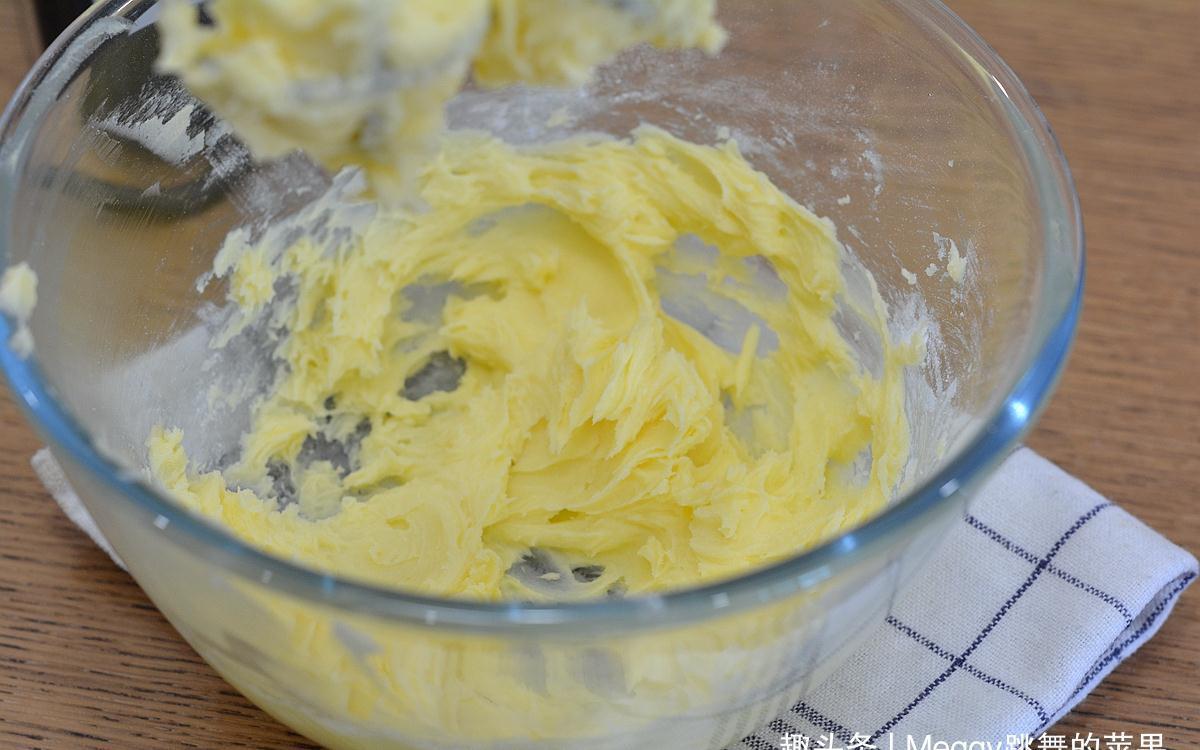 喝不完的酸奶新吃法,用来做的曲奇真酥香,自家吃送人都很棒