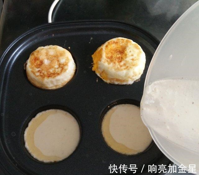 泡打粉|鸡蛋汉堡，宣软咸香，当小吃做早点都可以！