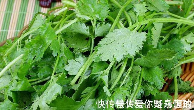 胎儿|孕妈别吃这4种蔬菜,嘴巴再馋也要忍着,或对胎儿的健康不利