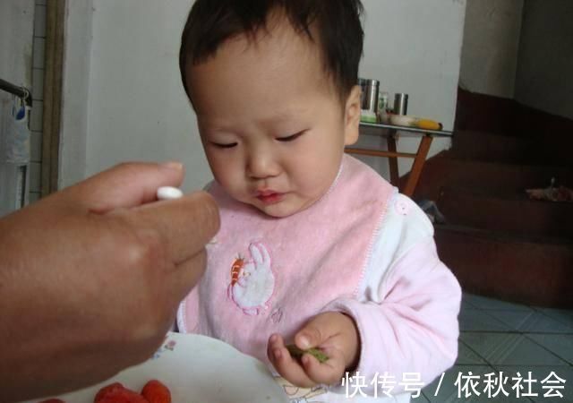 肥胖|儿科医生直言:你家娃有这4迹象,暗示难长个!抓紧补救还来得及