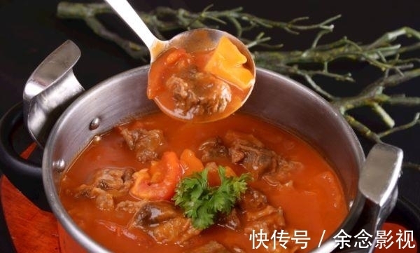 番茄金针菇牛腩|牛腩和番茄才是黄金搭档，肉质紧实，味道浓郁，搭配米饭，超爱吃。