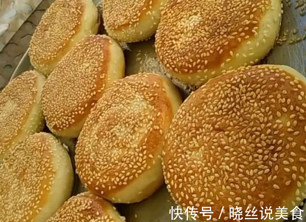 一碗面粉做出的千层饼，外酥里软，越吃越香