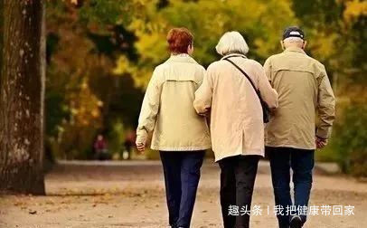 一日三餐|饭后爱做“这件事”的人,寿命可能不会太长,却是很多国人的习惯