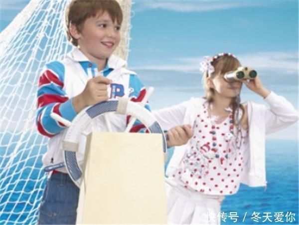 孩子|“妈妈你为什么有小翅膀”,女儿洗澡时质问妈妈,宝妈机智应答