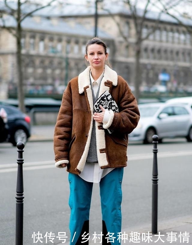 保暖|比大衣保暖,比皮草环保,“羊羔毛外套”才是今冬真爱,时尚保暖