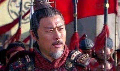 除掉|皇帝欲除掉大将军,问丞相有何计策?丞相:您赏赐他一匹良马即可